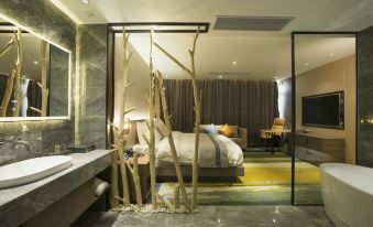 Star Hyatt Smart Hotel