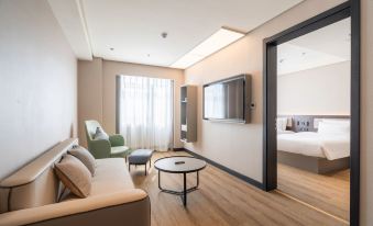 HanTing Hotel (Qingdao Gaoxin Lanwan Chuangyeyuan)