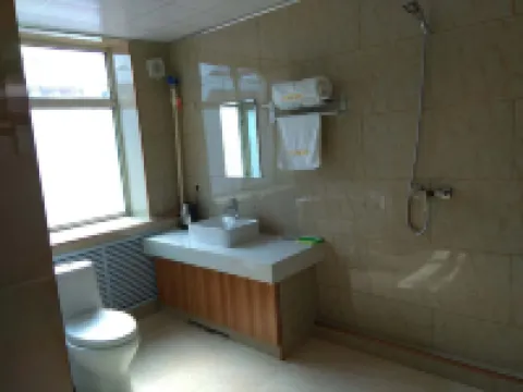 Shuanglong Express Hotel Hotels in Linkou