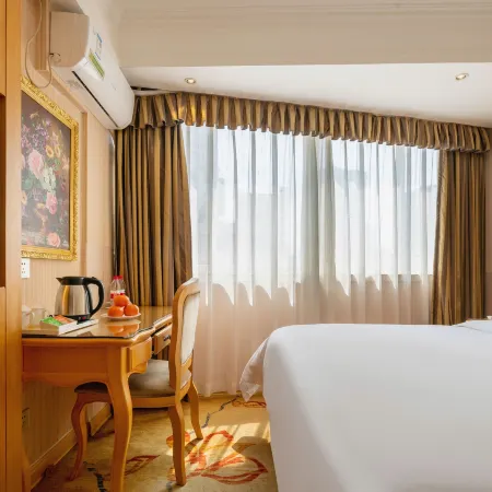 Vienna 3 Best Hotel (Nanning Station) Отели рядом с достопримечательностью «Вокзал Наньнин»