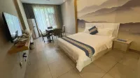 Shiguang Xiaozhu Hotel - balcony