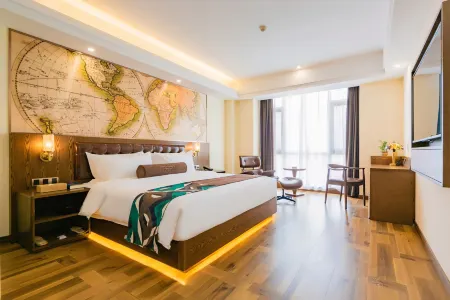 James Joyce Coffetel (Pu,er,high-speed rail station hotel ） Отели рядом с достопримечательностью «Shiji Square»