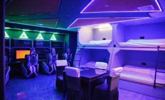 Wuyuan Honeycomb E-sports Hotel