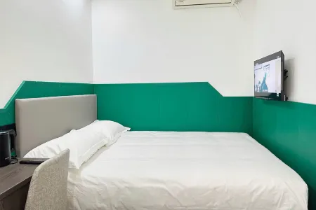 Hotel Apartment (Shanghai National Convention and Exhibition Center Jiangqiao Old Street Branch)