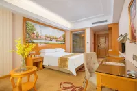 Vienna Hotel (Guangzhou Zengcheng Wanda Plaza) Hotels near Huashang College of Guangdong University of Business Studies