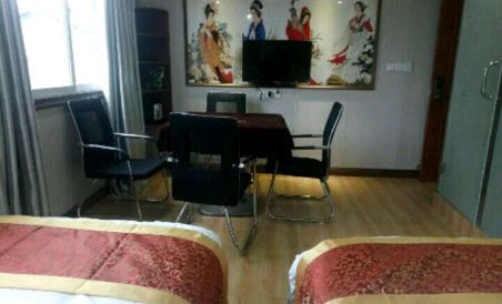 Hongyuan Express Hotel - Housity
