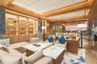 Huangcheng Xiangfu H Hotel (Mang River Scenic Area Visitor Center) فنادق في يانغ تشنغ