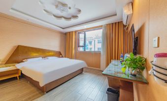 Zhongjiang BoYue Fashion Hotel