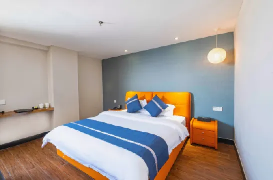 台山韋晴軒酒店（商業城店） 鄰近台山商業城C座的酒店