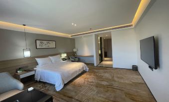 Alashankou Longquan Hotel