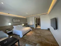 Alashankou Longquan Hotel Hotels near Shanshan Fruit Store