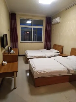 Junyue Hotel Hotels in Mengjin District