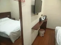 上海春豫エコノミーホテル 済光職業技術学院周辺のホテル