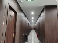 Hotels in Boat