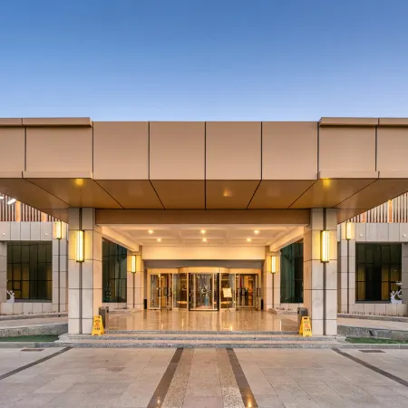 Puleihai Grand Hotel