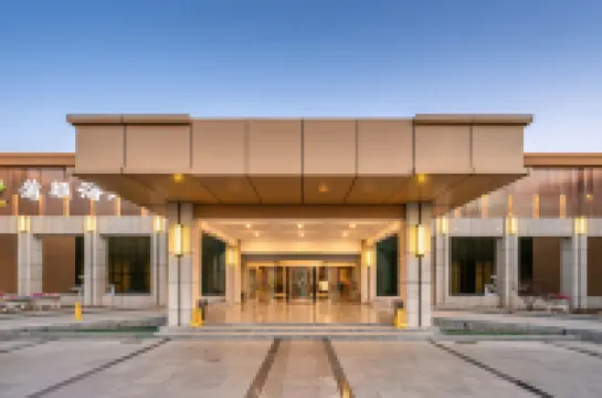 Puleihai Grand Hotel Hotels in Barkol