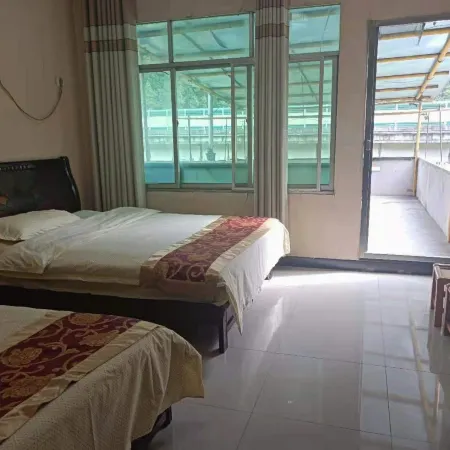 Xingshan Yongcheng Hotel Guest Room Department