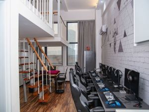 Yunshang E-sports Apartment