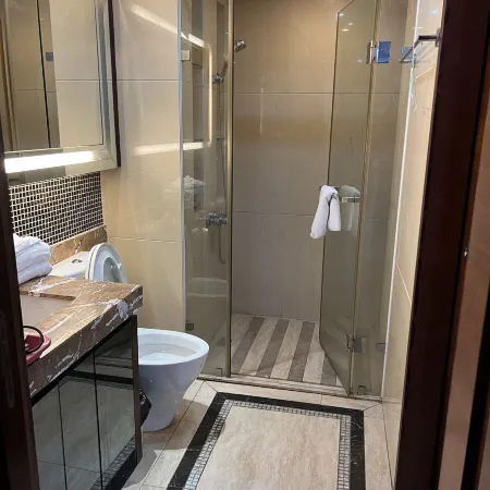 Guangzhou Xiuyuan hotel (Guangzhou Kehui Jingu Shenzhou Road Subway Station) Отели рядом с достопримечательностью «Guangzhou Flying Over the Jungle Adventure Park»