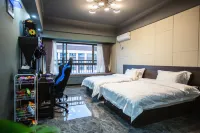 Luoyang iw E-sports Hotel (Baolong Plaza Branch)