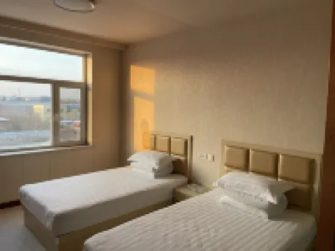PAN SHAN RUI ZHE JIU DIAN Hotels in Panshan