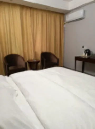 Yiyang Meiyi Hotel - Bjergudsigt