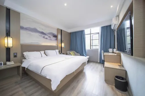 Jinhong Hotel