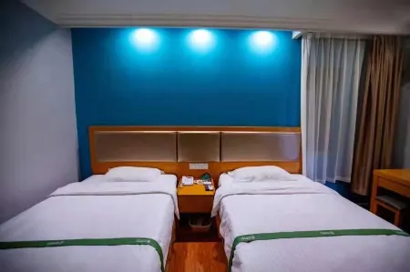 GreenTree Inn (Shangcheng Huangboshan Road) Отели рядом с достопримечательностью «Huangbaishan National Forest Park»