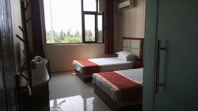 Qixian Yunyue Hotel