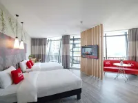 Ibis Hotel (University of Electronic Science and Technology of China, Chengdu) Hotels near Pidu District
