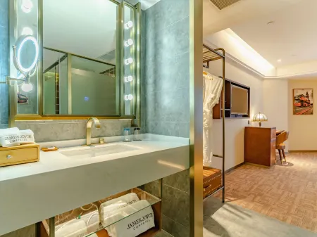 James Joyce Coffetel Hotel (Feixi Jadeite Road University Town)