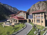 Xinjiang Heavenly Holy Spring Resort Hotel Hotels in Shawan