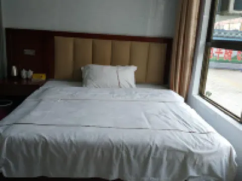 Zhumadian Santai Hotel