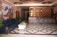 Kaimeng Theme Hotel (Wuchang Station Yuanhua Xintiandi Shopping Plaza)