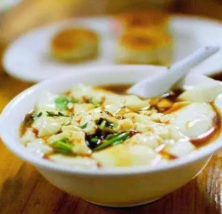 Home Inn Alliance Huaxuan Hotel (Feixian Yimeng Mountain Tianmeng Scenic Area Branch)