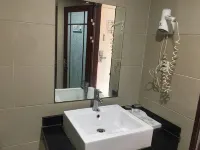Yijia Hotel Hefeng