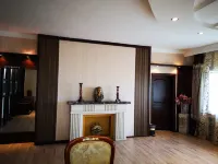 Huiqun Business Hotel