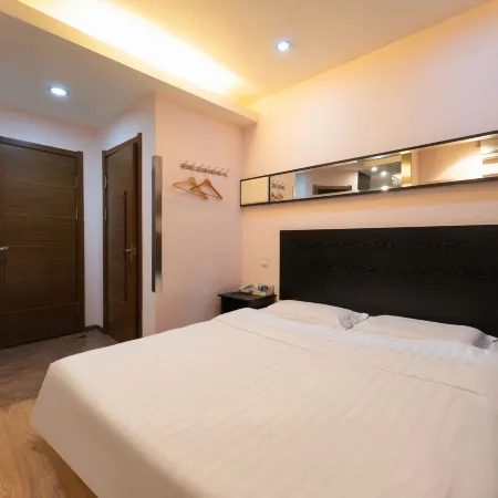 Luohe Sunflower Express Hotel