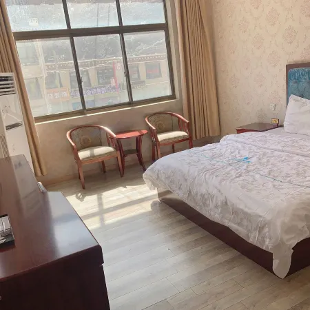 Zhonghcuan Business Hotel