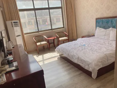 Zhonghcuan Business Hotel Hotel di Sog, Tibet