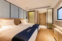 Lavande Holiday Hotel (Chongzhou Wanda High-speed Railway Station)