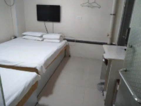 Yanshou Yuebanwan New Sleep Hotel Hotéis em Condado de Yanshou