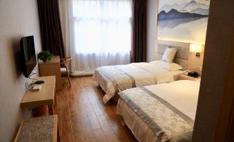 Luming Boutique Hotel