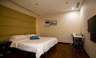 Tongyu Tinghai Holiday Inn
