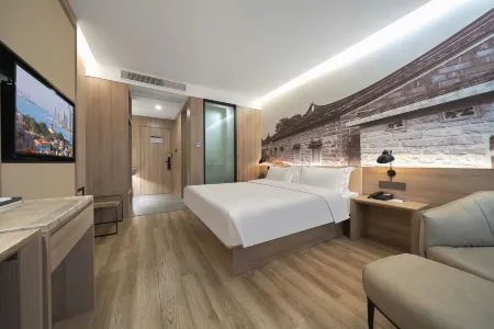 Youth Sunshine Hotel (Xiamen Xiang'an Culture and Education Park) Отели рядом с достопримечательностью «Dadeng Island»