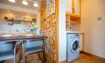 Xueren Nuandeng Apartment