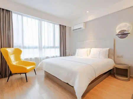 Magnotel Hotel (Feidong Platinum Center Baogong Avenue)