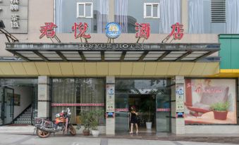 Junyue Hotel