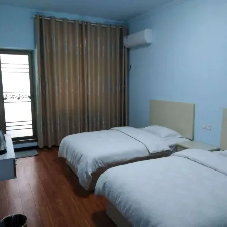 Jingshan WangYong Hotel