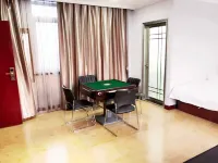 Taihe Hotel (Datong High-speed Railway South Station Fantawild Store)